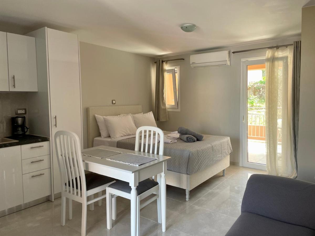 Arian Apartments Argostoli  Exterior photo