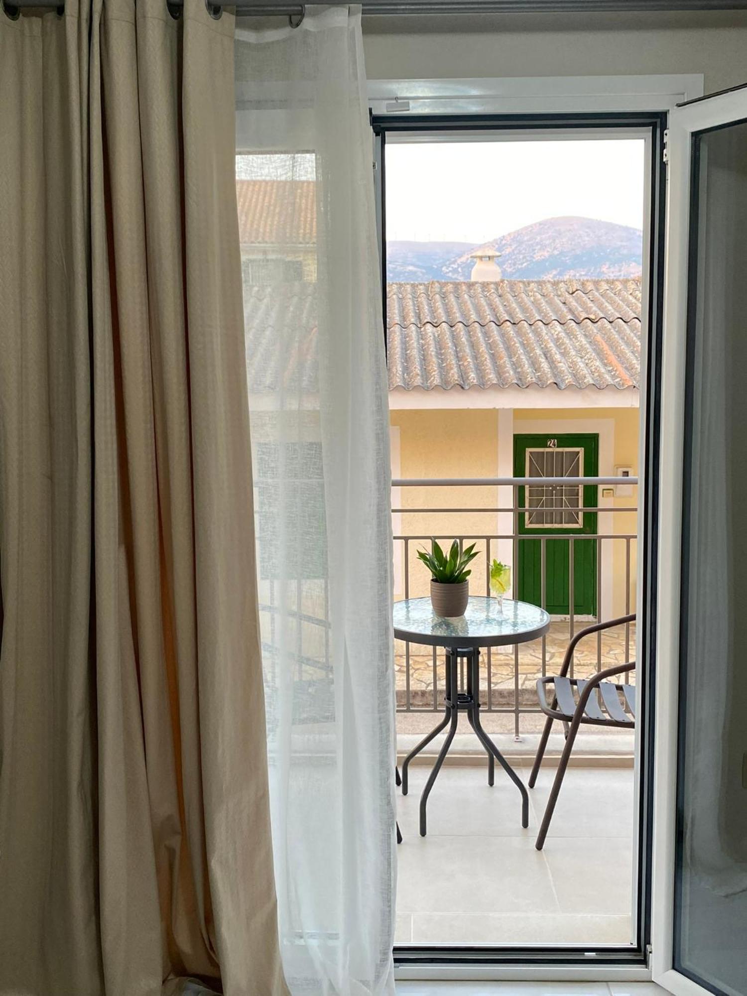 Arian Apartments Argostoli  Exterior photo